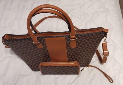 Polynesian tribal purse