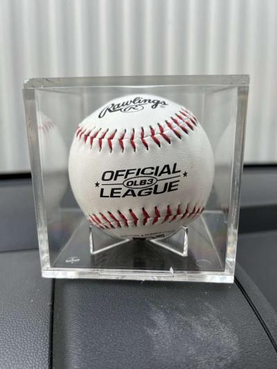 BCW PMPCBSQ3UV5 Baseball Square with Pedestal 5 Year Uv - Thumbnail 3