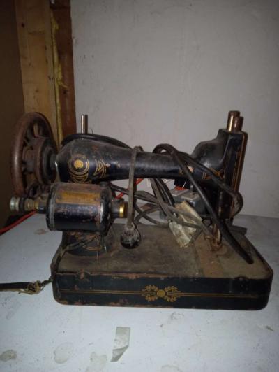 old sewing machine