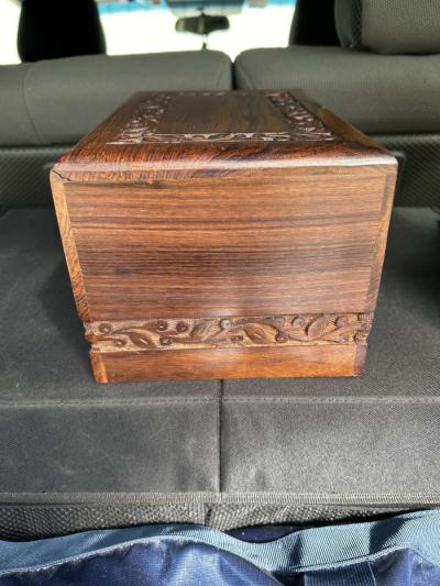 WOODEN URN CREMATION ADULT - Thumbnail 3