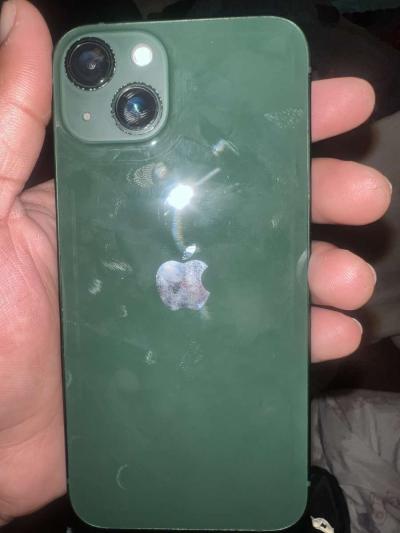 Iphone 13 green