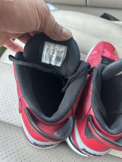 Jordan dub zeros gym red size 9 mens in great condition - Thumbnail 5