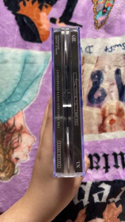 Taylor Swift The Black Dog Collectors CD - Thumbnail 3