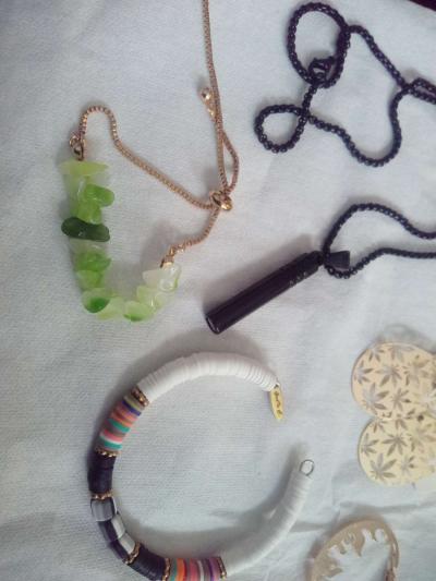 Mixed 5 Piece Jewelry lot set 4 - Thumbnail 5