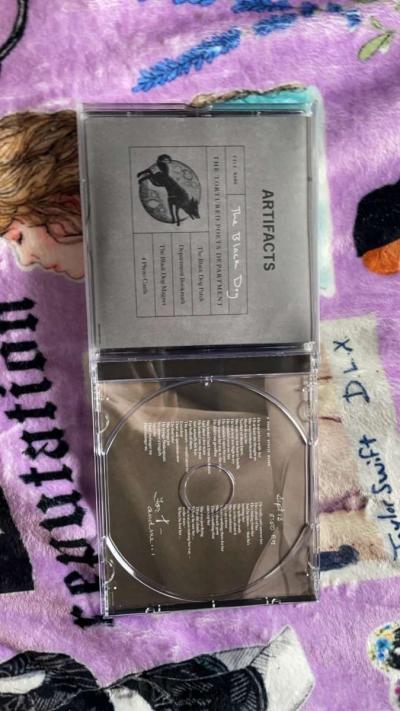 Taylor Swift The Black Dog Collectors CD - Thumbnail 5