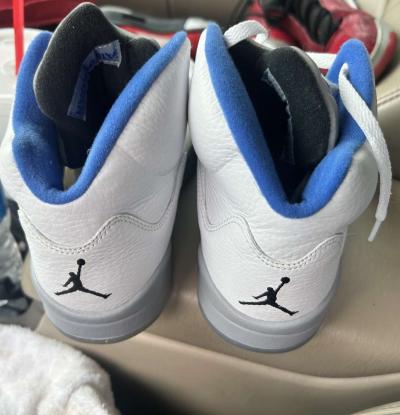 Jordan retros - Thumbnail 3