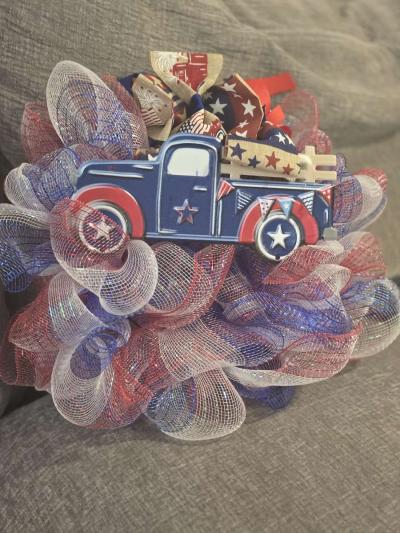 mini mesh wreath 4th of July - Thumbnail 4