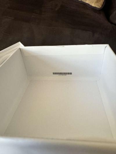 Apple AirPods Pro 2nd generation Free shipping - Thumbnail 2