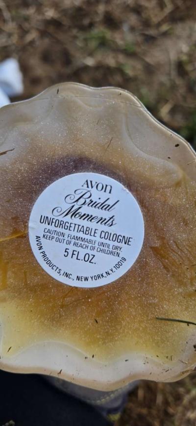 collectable Avon bath oil and cologne - Thumbnail 3