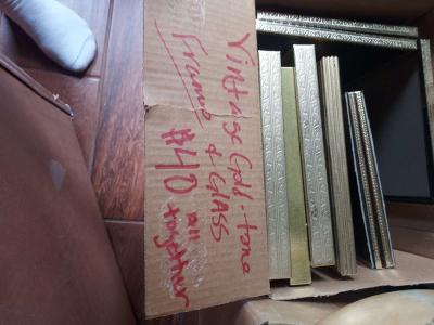 frames box of vibtage frames w glass intact ALL GOLD TONE - Thumbnail 5