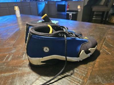 Jordans - Thumbnail 4