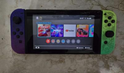 Nintendo Switch - Thumbnail 5