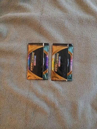 Pokemon Sword And Shield 9 Cards Booster Packs 2021 - Thumbnail 2