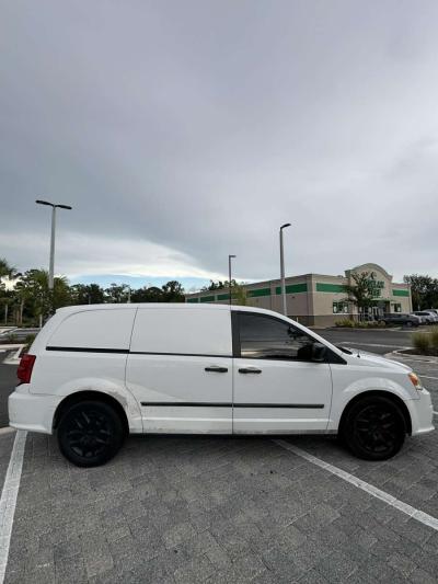 2014 dodge ram cv tradesman - Thumbnail 2