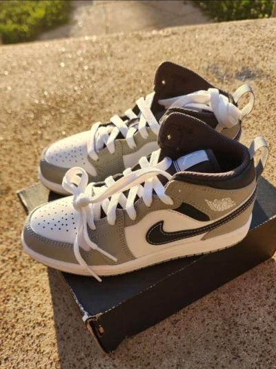 NIKE AIR JORDAN 1 Mid 640734078 White Smoke Grey Sneakers  K - Thumbnail 2