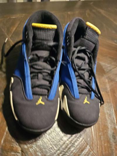 Jordans - Thumbnail 2