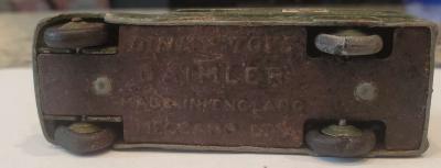 Vintage diecast Military Green Ambulance - Thumbnail 2