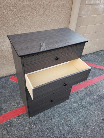 Gray Matte Bedroom Dresser Chest - Thumbnail 2