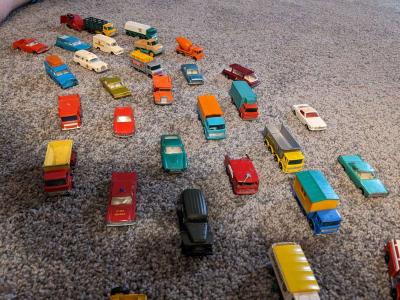 vintage Matchbox Cars by Lesney with Travel Case - Thumbnail 3