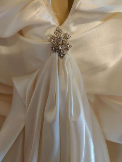 Mermaid Style Wedding Dress - Thumbnail 3