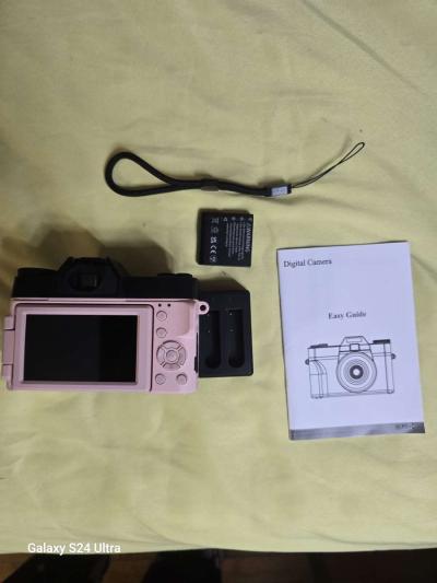 am selling this brand new camera because I have no use for i - Thumbnail 2