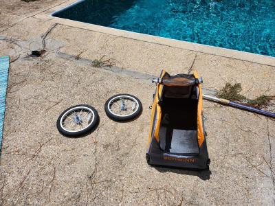 Schwinn bike pet trailer - Thumbnail 2