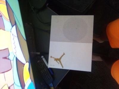 Xbox one s - Thumbnail 2