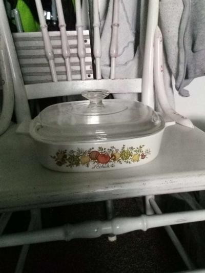 pyrex corning ware from the 60s - Thumbnail 2