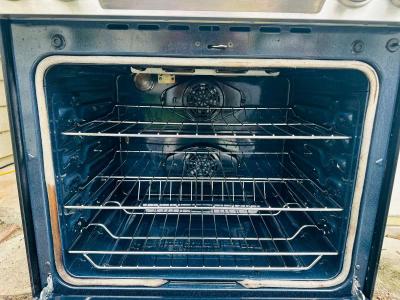 selling Samsung electric stove - Thumbnail 3