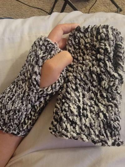 handmade Knitted Handwarmers - Thumbnail 2