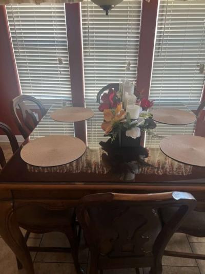 dinner table with buffet cabinet - Thumbnail 2