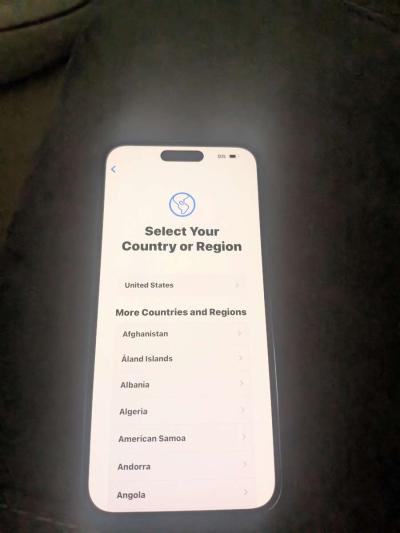 like new 128 GB Iphone14 pro max - Thumbnail 3