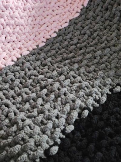 Tri Color Chenille Blanket - Thumbnail 2