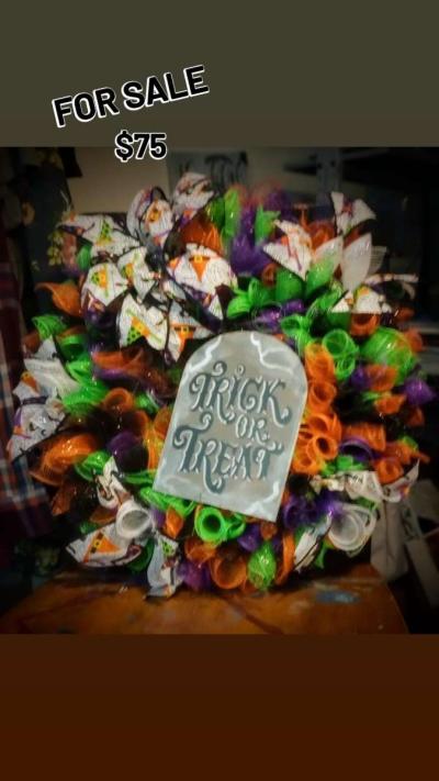 hand made wreaths - Thumbnail 2