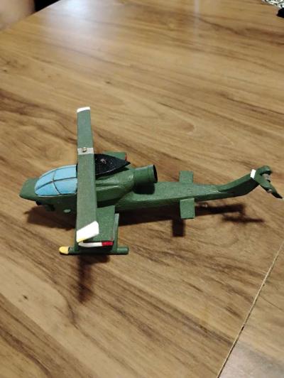 Vietnam era cobra gunship - Thumbnail 2