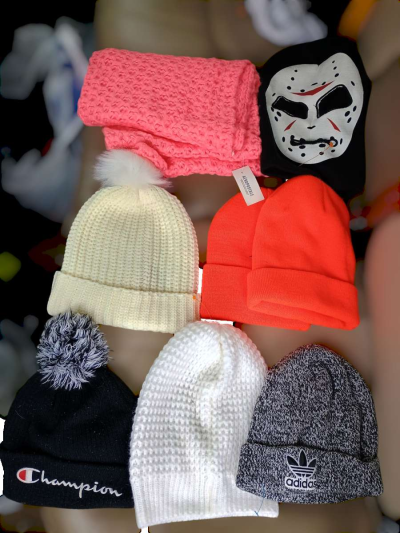 mens designer hoodies hats gloves womans hats and scarves - Thumbnail 2