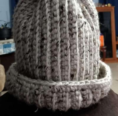 Cream Crochet Adult Beanie - Thumbnail 2