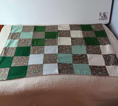 Handmade Floral Table Topper - Thumbnail 2