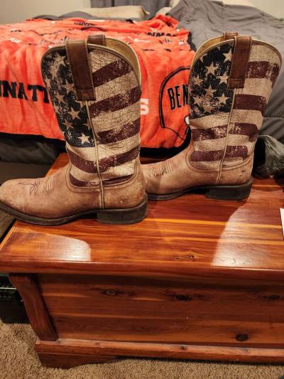 cowboy boots - Thumbnail 2