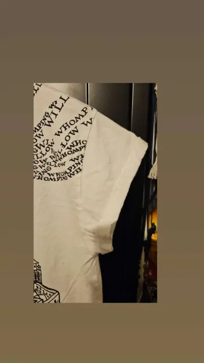 tshirt - Thumbnail 2