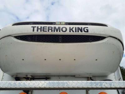 2018 ISUZU NPR Box Truck or Refrigerated Van - Thumbnail 4