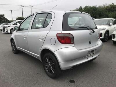 JDM 1999 TOYOTA VITZ AWD 5 SPEED RHD IMPORT - Thumbnail 3