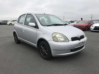 JDM 1999 TOYOTA VITZ AWD 5 SPEED RHD IMPORT - Thumbnail 2