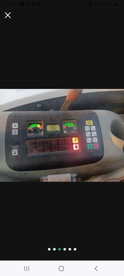 mini escavator bob cat 331D - Thumbnail 3