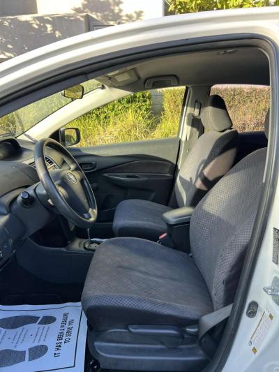 2008 Toyota Yaris - Thumbnail 4