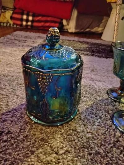 choice piece blue carnival glass - Thumbnail 3