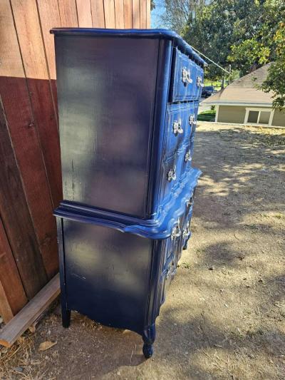 Vintage Elegant blue dresser with silver ornate handles - Thumbnail 3