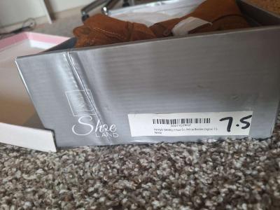 Brand New tan ankle boots - Thumbnail 2