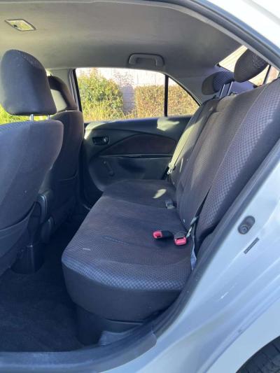 2008 Toyota Yaris - Thumbnail 5