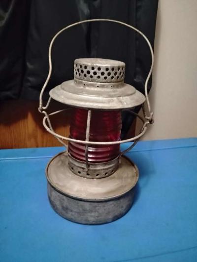 old rail road lantern - Thumbnail 4